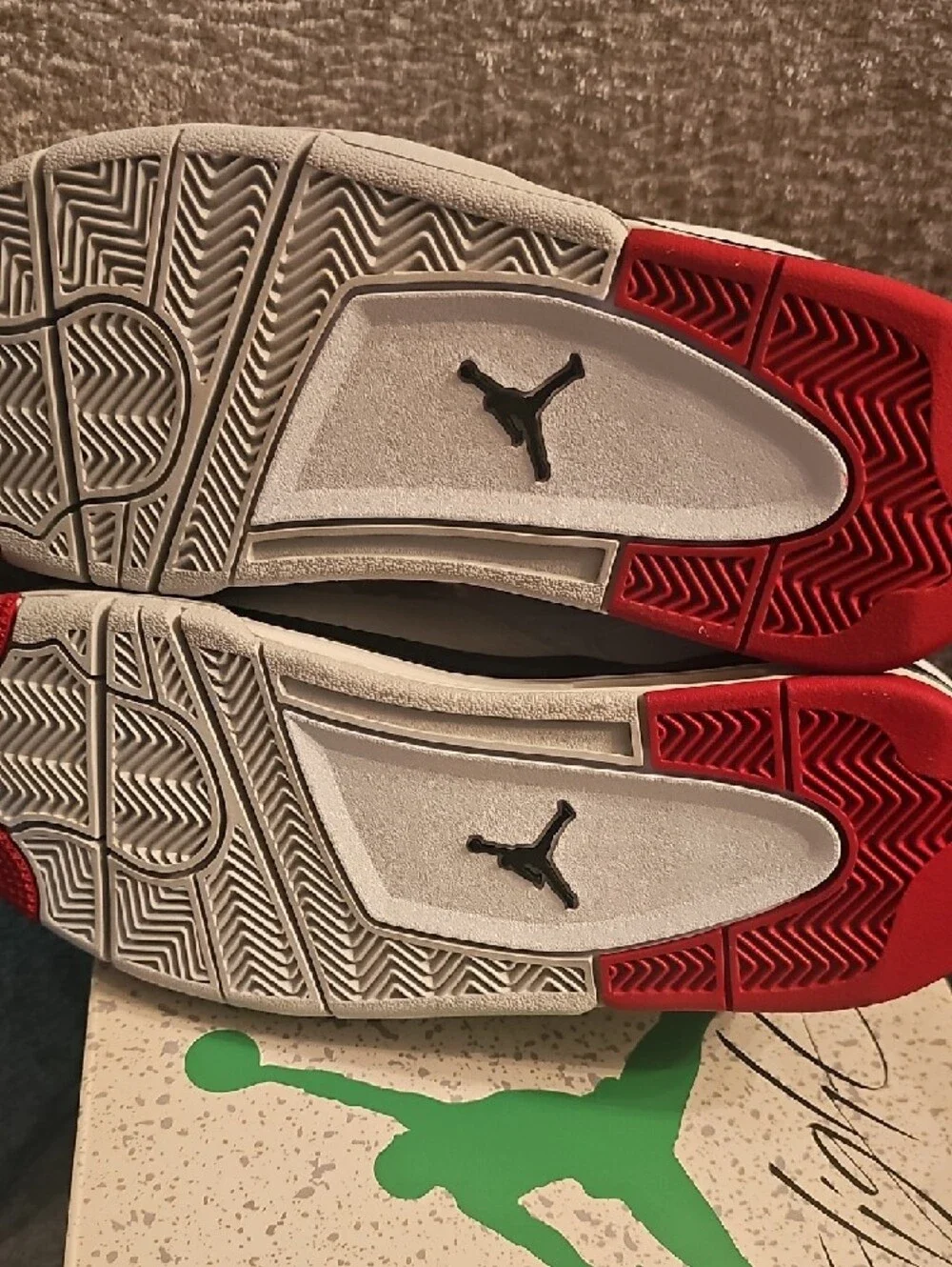 Air Jordan 4 RM